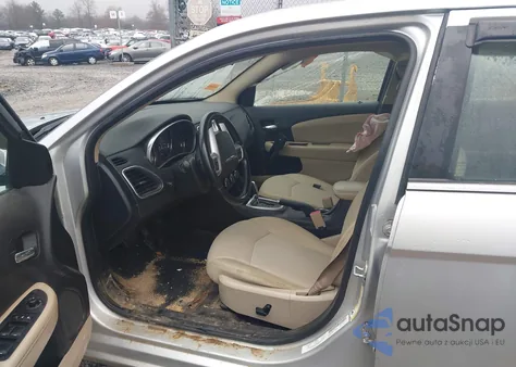 2012 Chrysler 200 Touring from USA, damaged, VIN 1C3CCBBB7CN127435